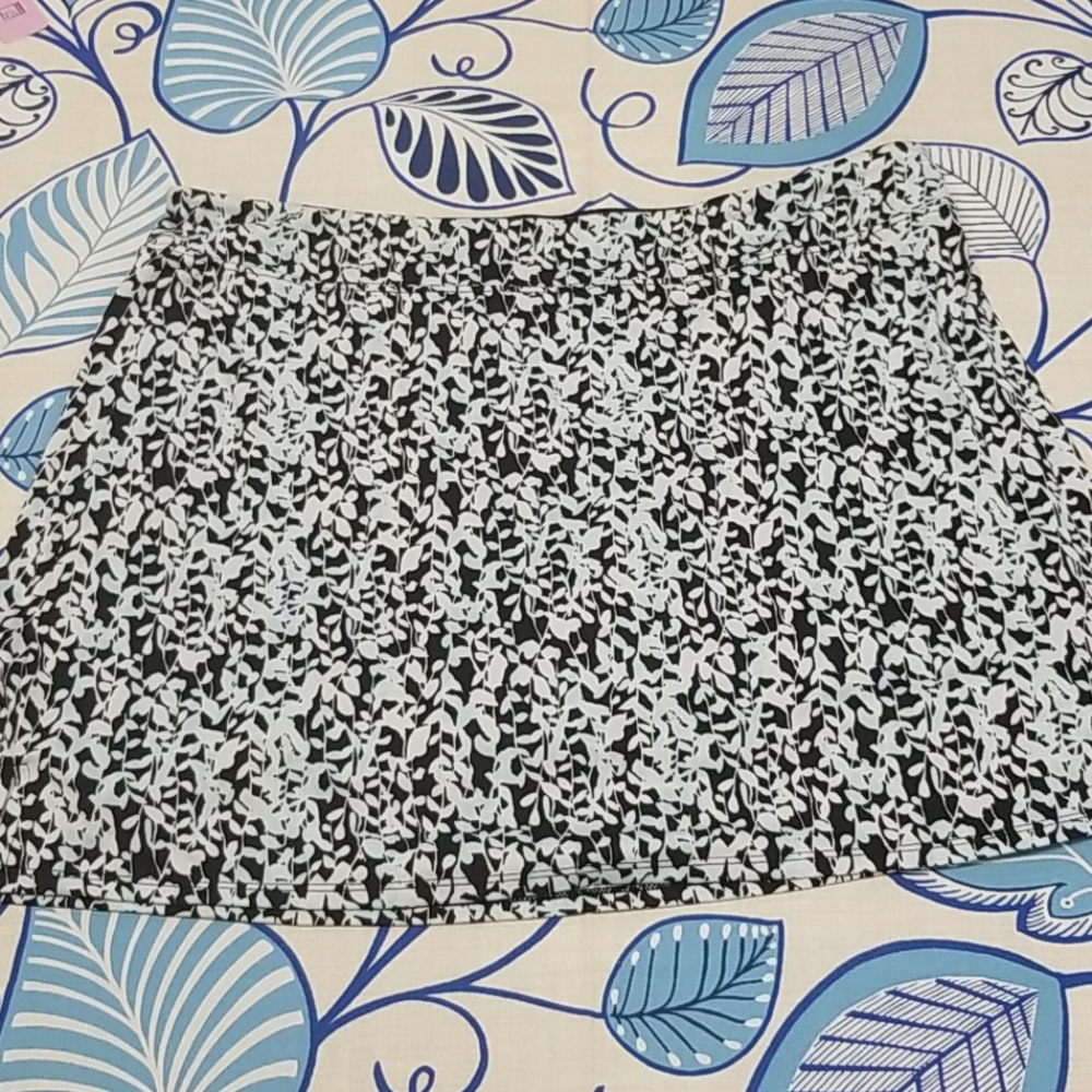 Tranquility Skorts